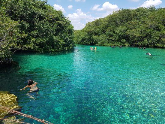 Cenote Manatí